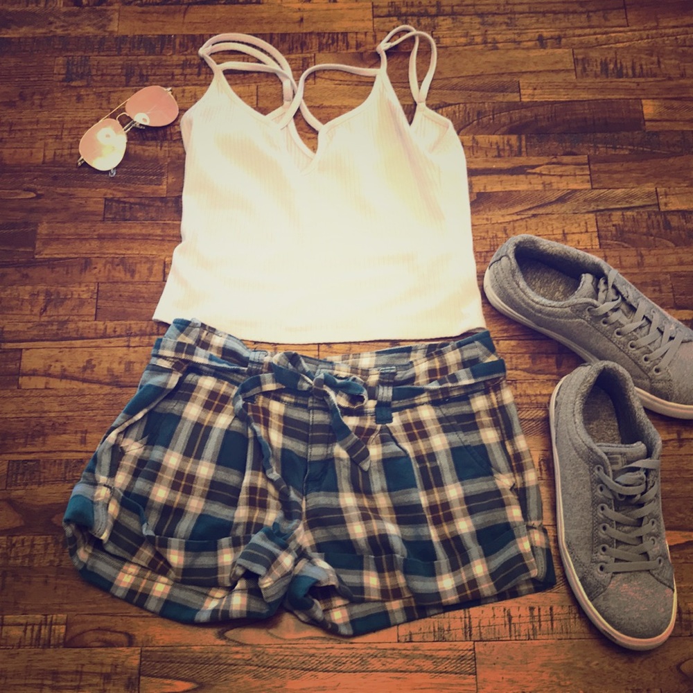Checkered Hollister shorts